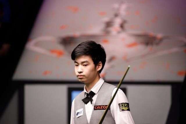 篮球篮网替补球员贡献稳定得分