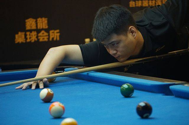 17岁中国少年在美高中拍运动,还清器材贷款