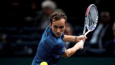 球队在最关键时刻站了出来