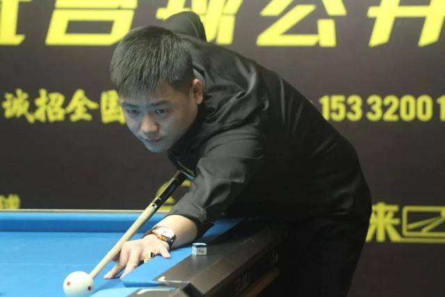 观赛人数的 观赛人数的