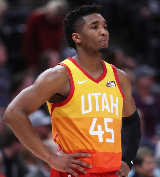 个赛季状态 个赛季状态