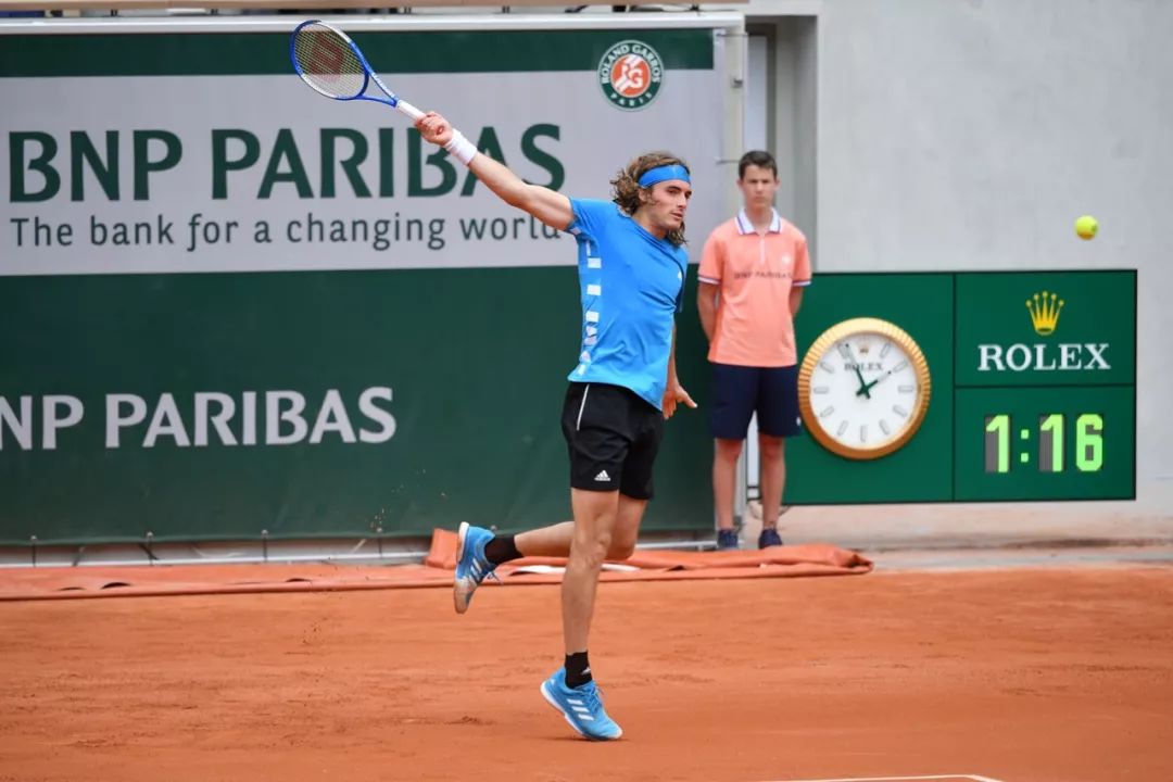 员亲切交流 员亲切交流